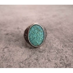 Signet ring gemstone sand