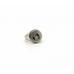 Pin-Up woman's signet ring