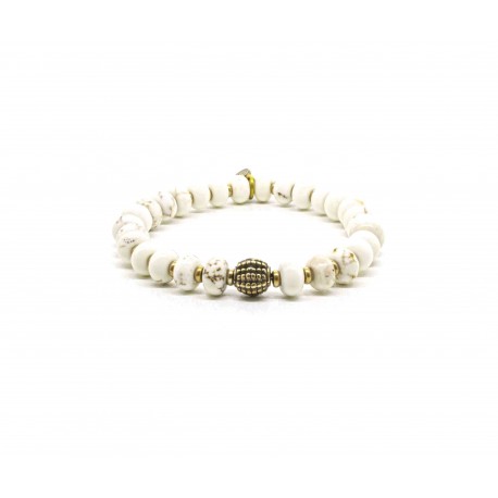 White Howlite bead and brass bracelet